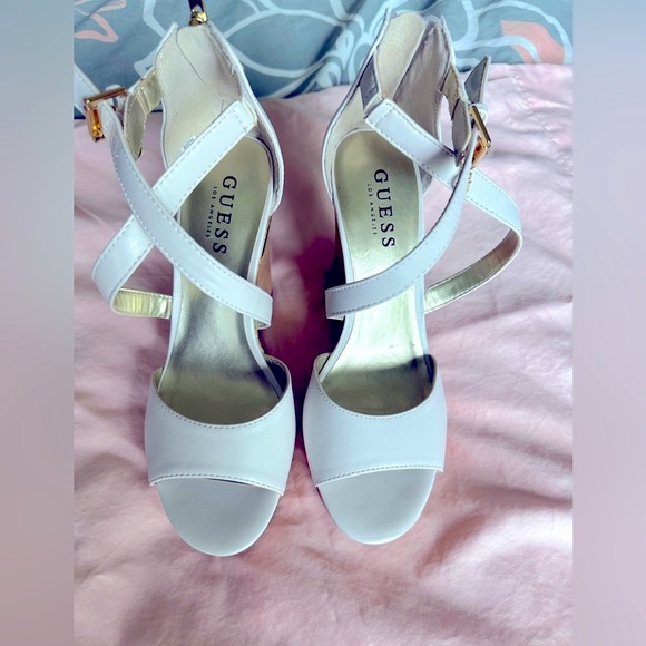 GUESS WOMEN WEDGE SANDAL, UNUSED !! - Picture 6 of 8